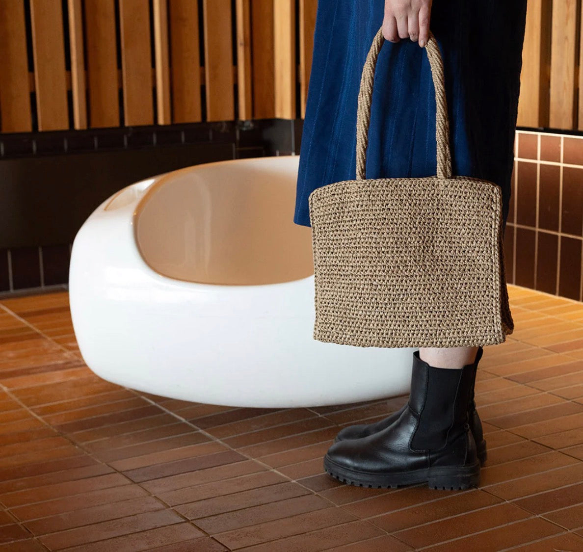 Square crocheted bag