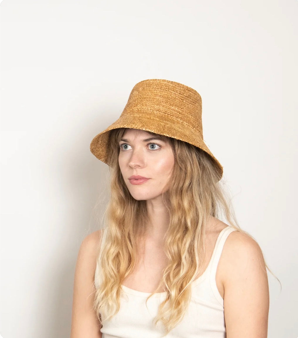 Tali raffia bucket camel