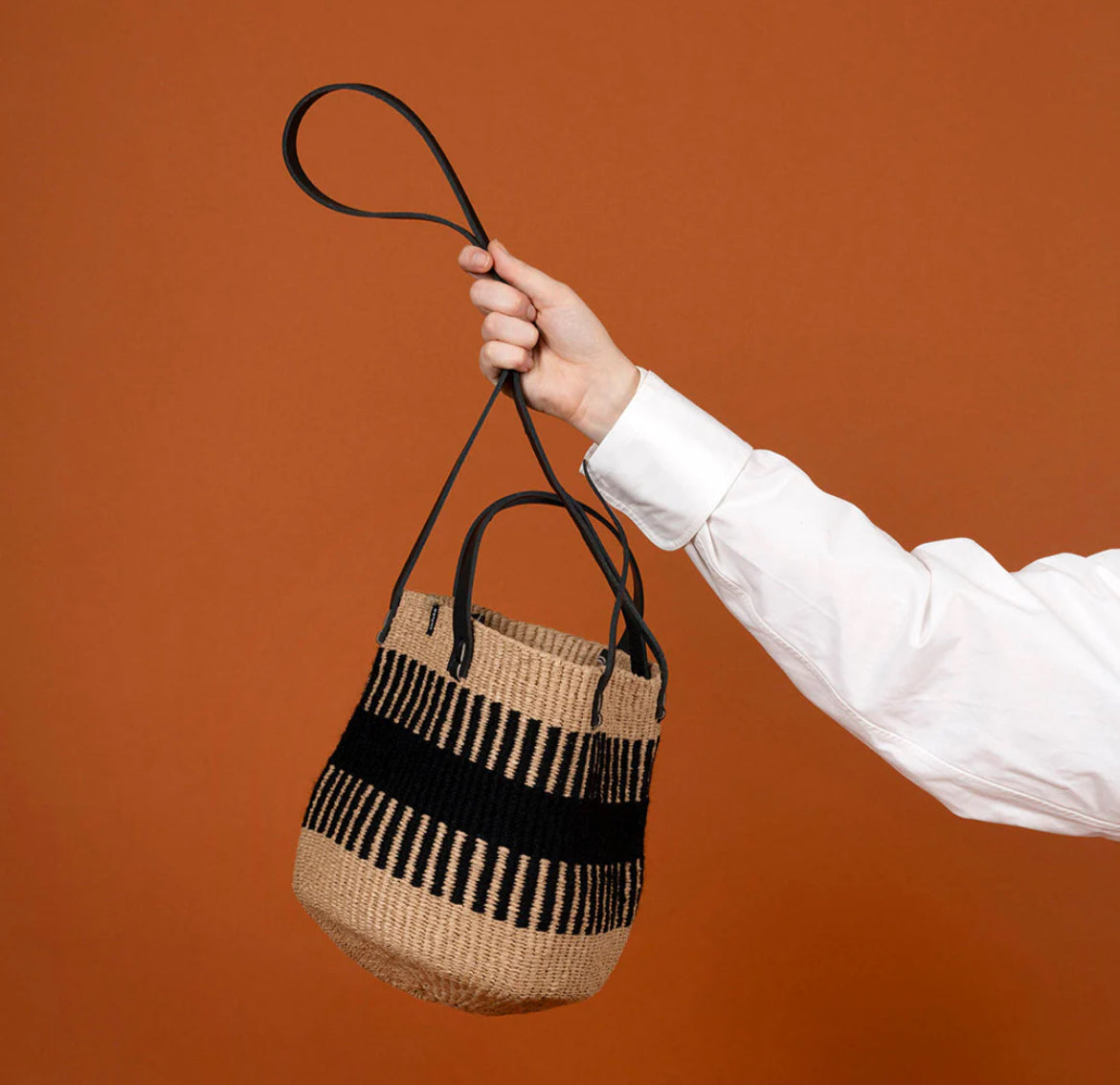 Shopper basket black rib S