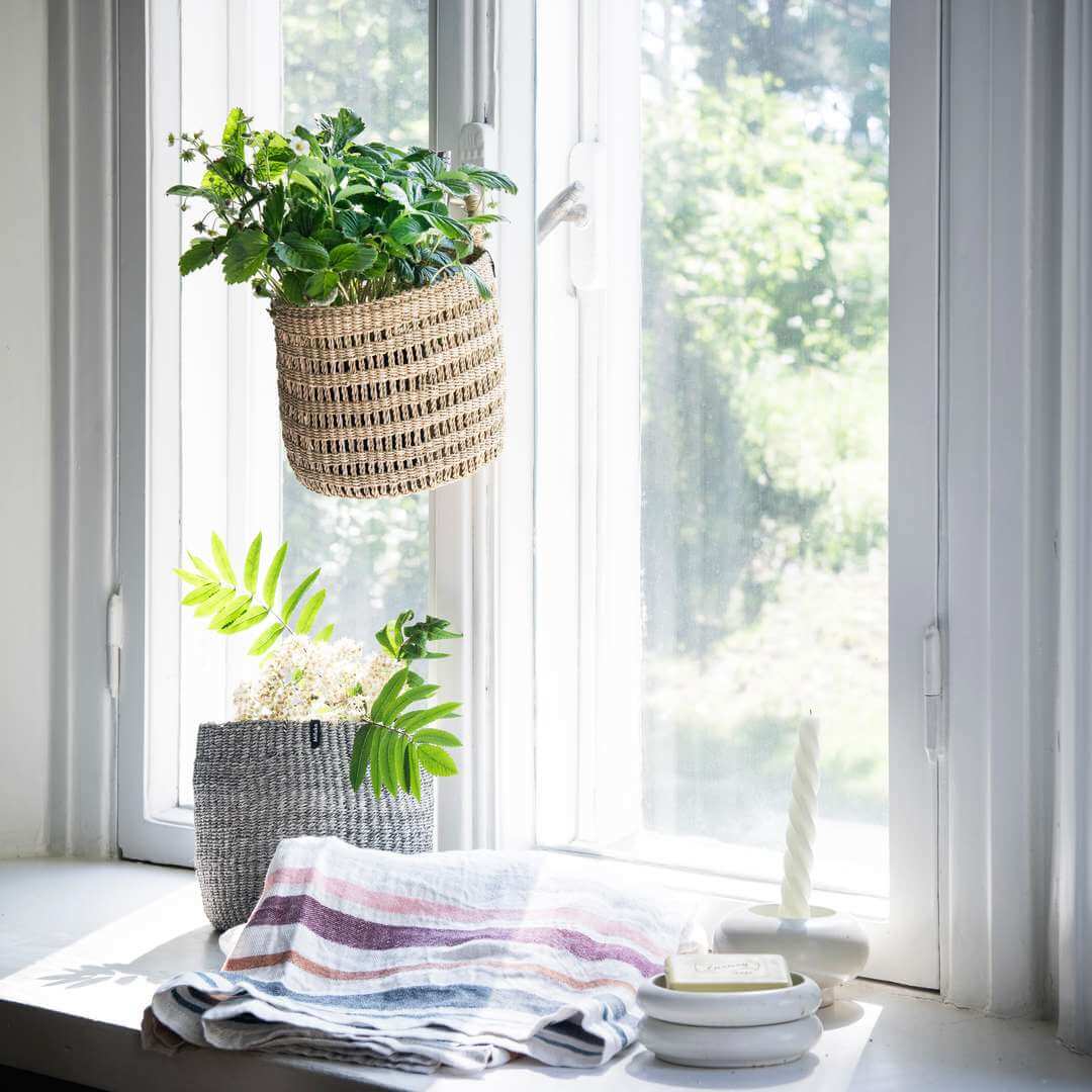Hanging Basket | Natural With Loop XS