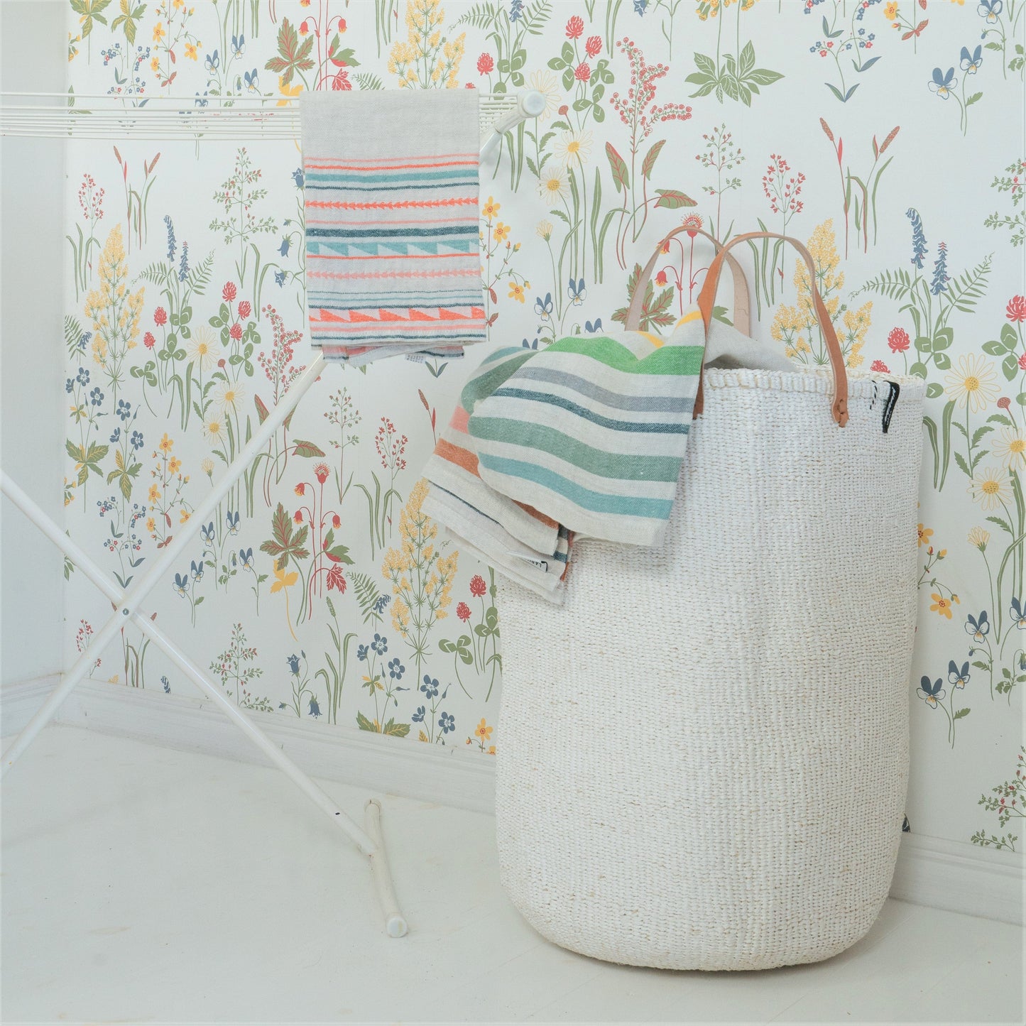 Floor Basket | White With Handles XL