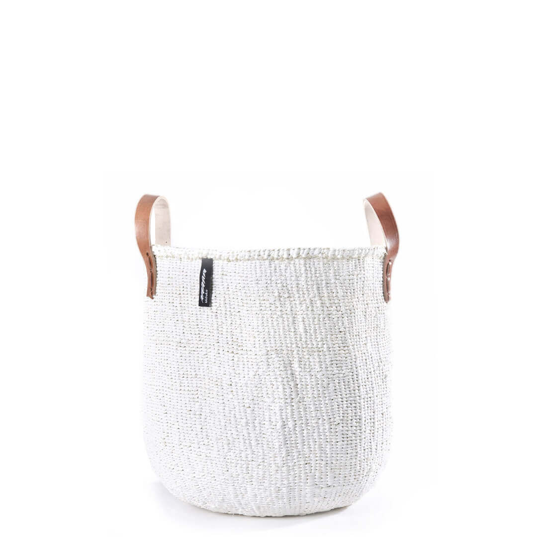 Market Basket | White M