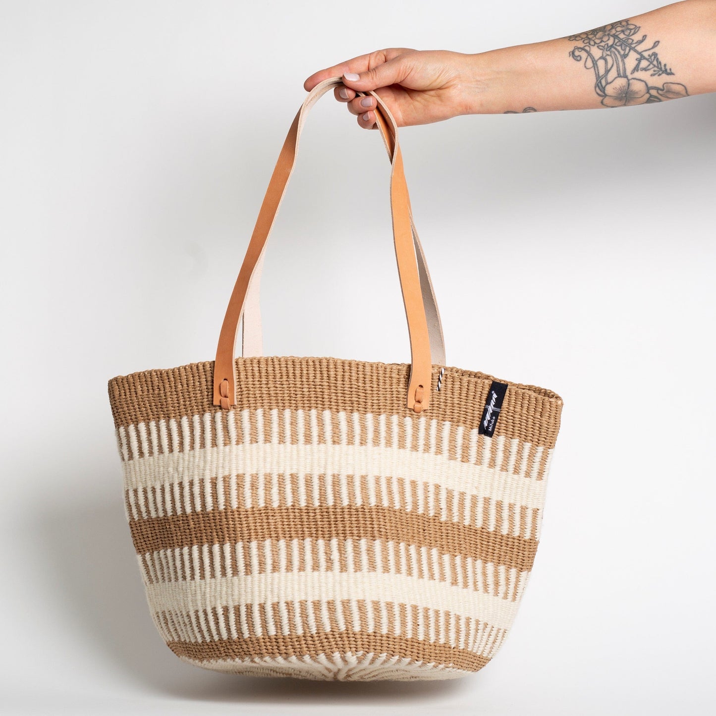 Shopper Basket/White Rib Weave