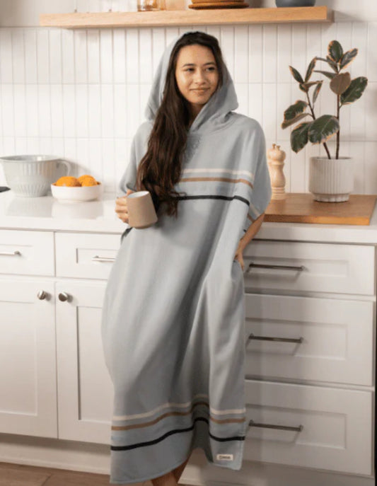 Poncho Grey Stripes