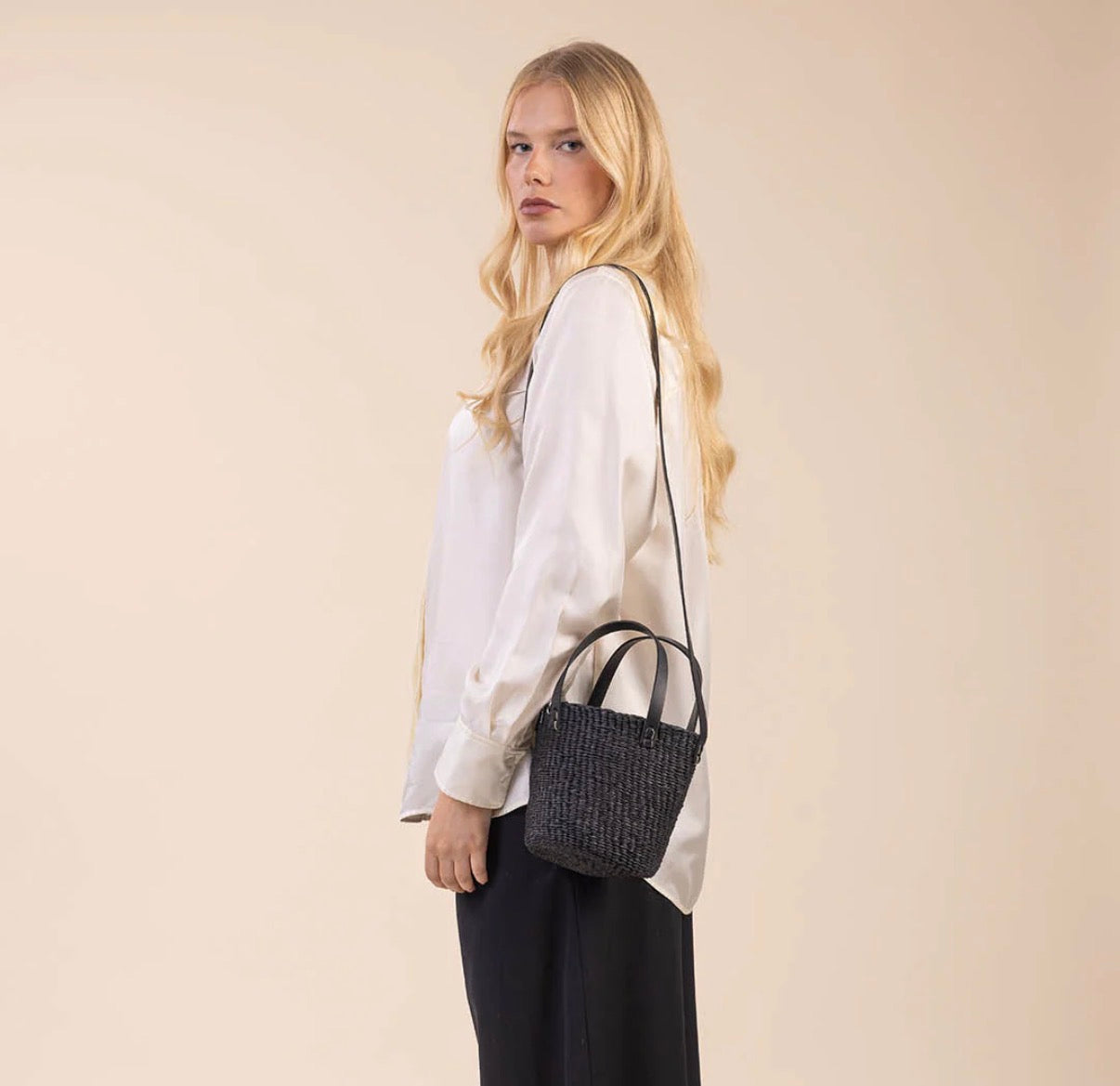 Shopper basket black XS