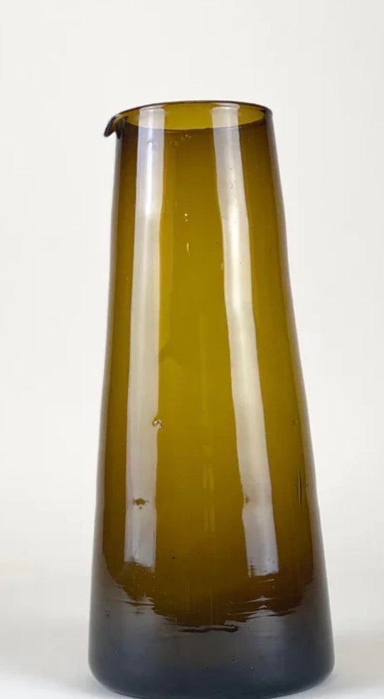 Large tapered carafe brown