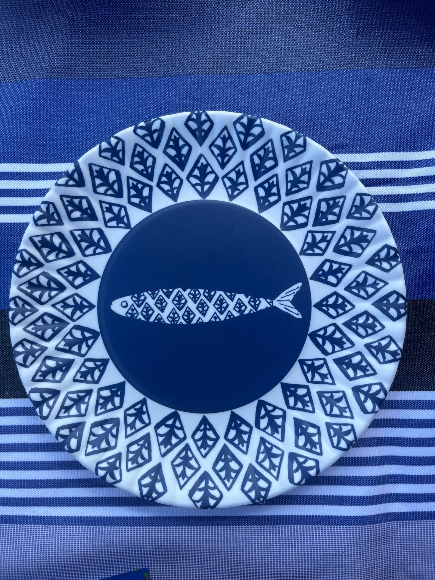 salad plate in melamine