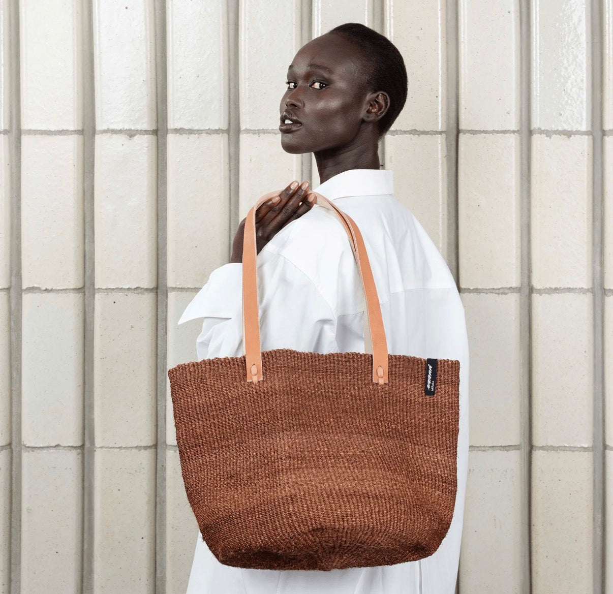 Shopper basket dark brown