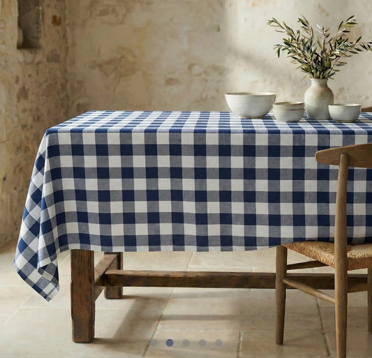 Coated tablecloth blue checks
