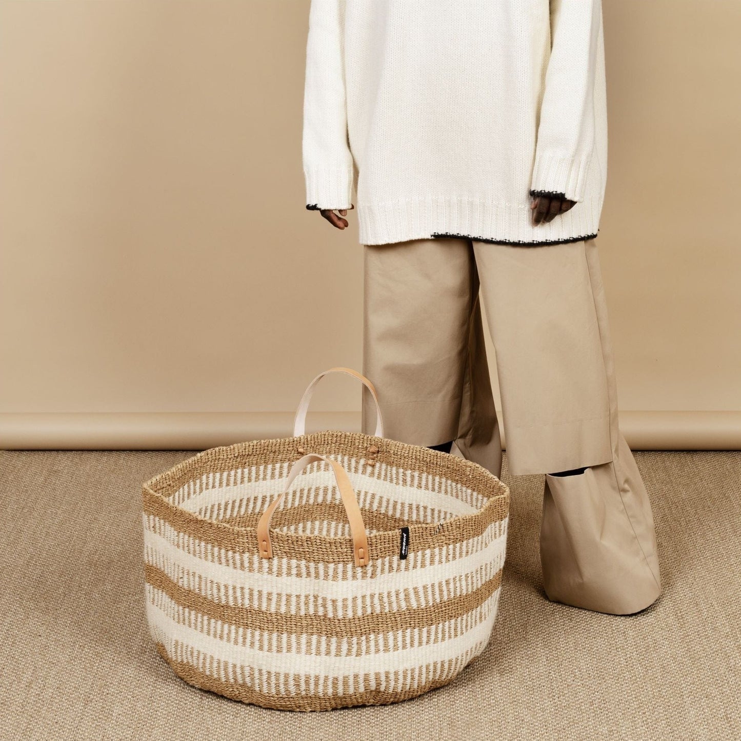 Floor Basket/White Rib Weave with handles XXL